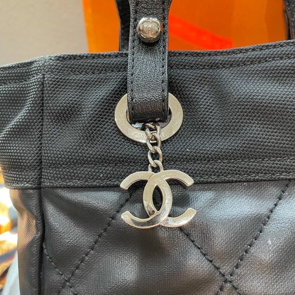 Chanel tote 👜 - Picture 4 of 16
